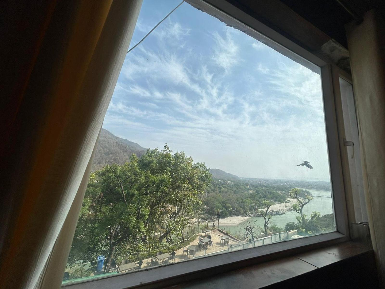 Hotel Dev Ganga Rishīkesh Buitenkant foto